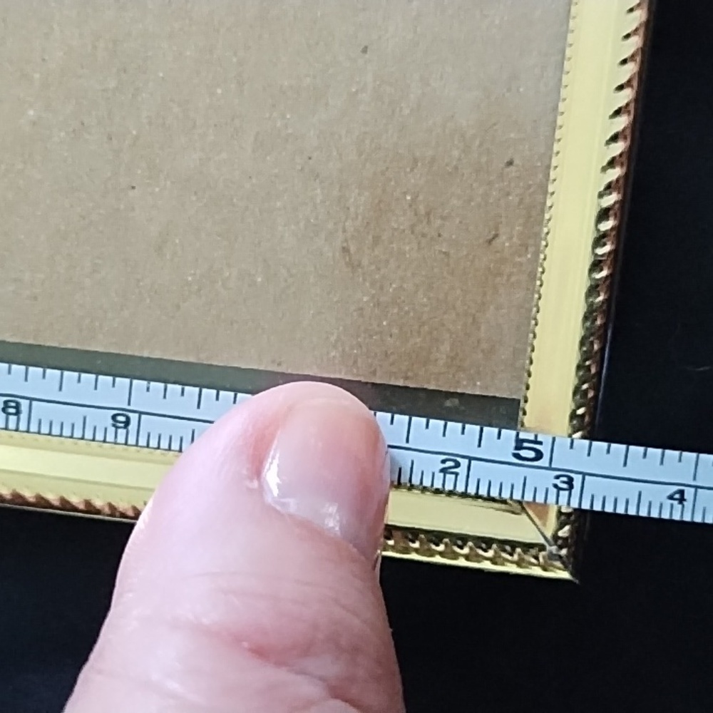 Vintage Ornate Double Picture Frame Gold Tone Hinged Metal Folding Approx 5x7.5 - Picture 7 of 7